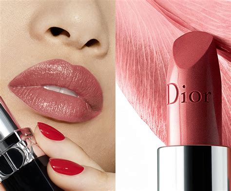 Rouge Dior: acabamentos matte, aveludado, acetinado ou metálico .